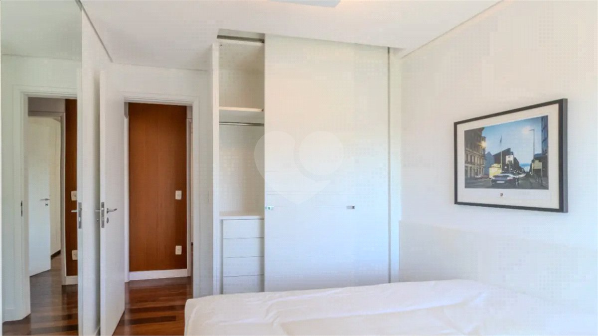 Apartamento à venda com 4 quartos, sendo 3 suítes, em Cidade Monções, São Paulo, SP