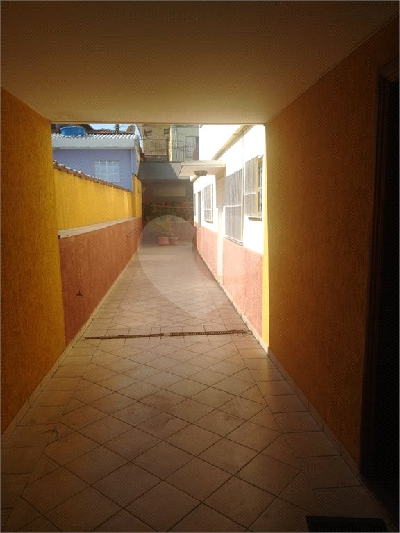Casa à venda com 4 quartos, sendo 1 suíte,  em Vila Gustavo, São Paulo, SP