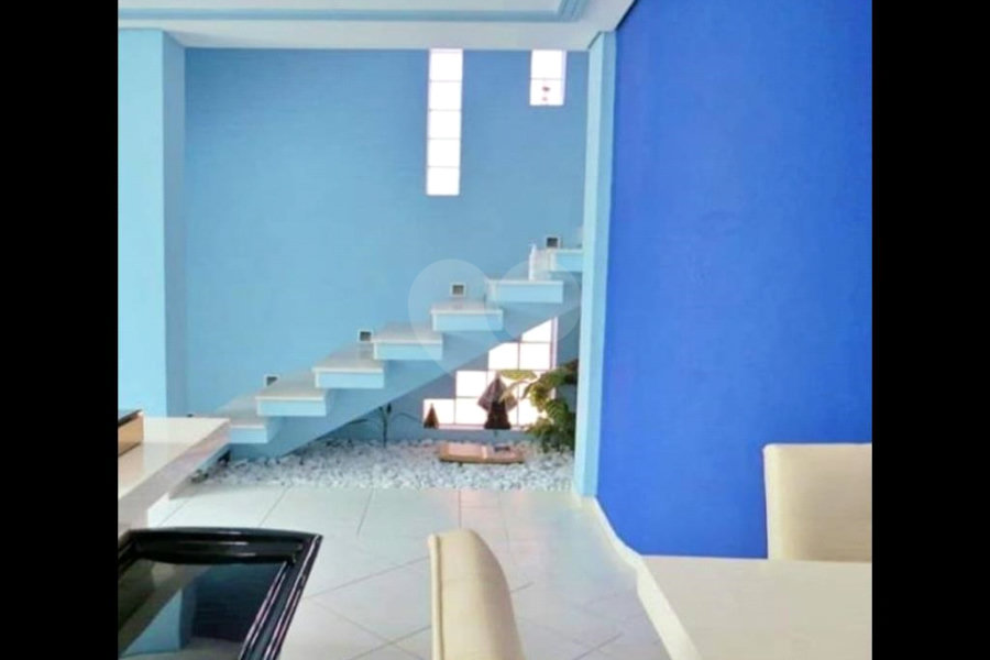 Casa à venda com 4 suítes em Vila Guilherme, São Paulo, SP