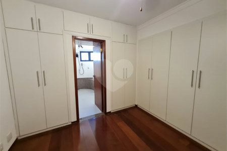 Apartamento à venda com 3 quartos, sendo 1 suíte,  em Vila Angeli, Valinhos, SP
