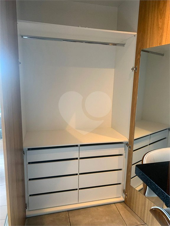 Apartamento à venda com 1 suíte em Pinheiros, São Paulo, SP