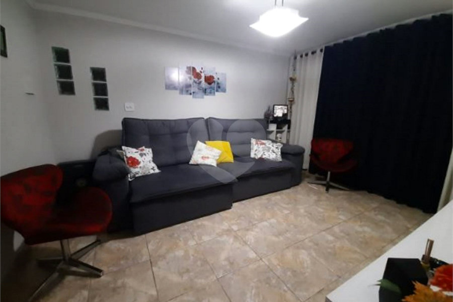 Sobrado à venda com 3 quartos, sendo 1 suíte, em Jaraguá, São Paulo, SP