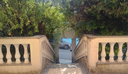 Sobrado à venda com 3 quartos, sendo 2 suítes,  em Santana, São Paulo, SP