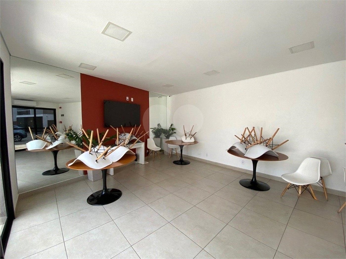 Apartamento à venda com 2 quartos, sendo 1 suíte, em Jardim São Carlos, Sorocaba, SP
