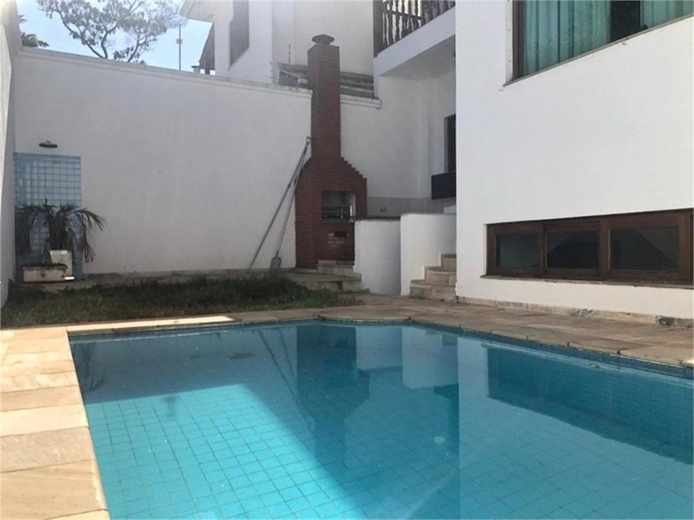 Casa à venda com 4 suítes no condomínio Vila das Emboabas, São Paulo - SP