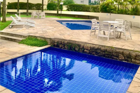 Apartamento à venda com 2 quartos, sendo 1 suíte, em Real Parque, São Paulo, SP