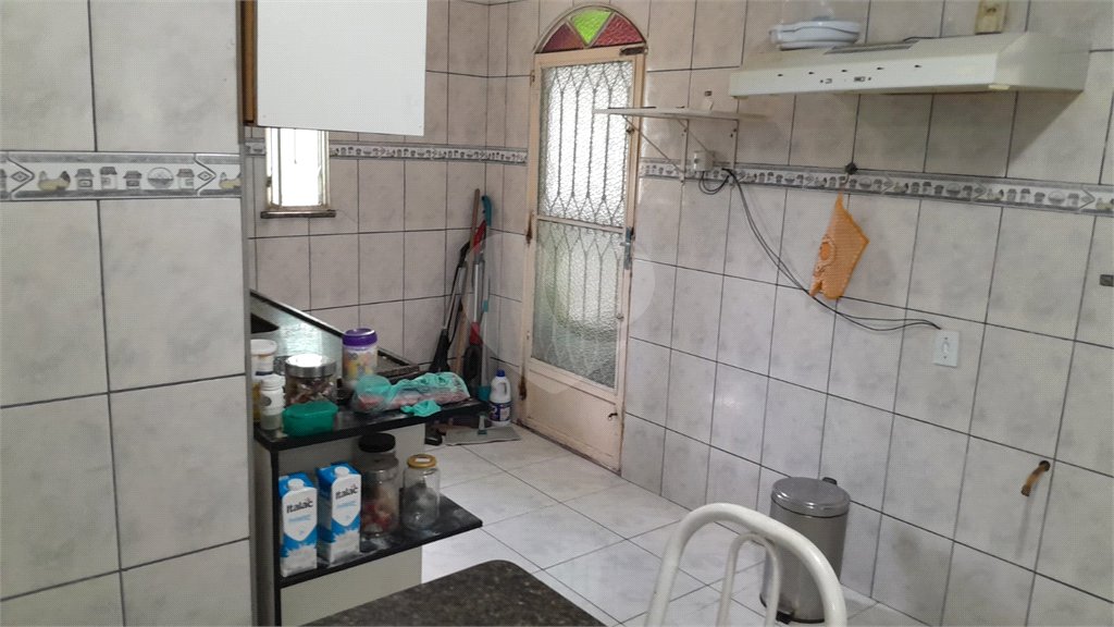 Casa à venda com 3 quartos em Santíssimo, Rio de Janeiro, RJ