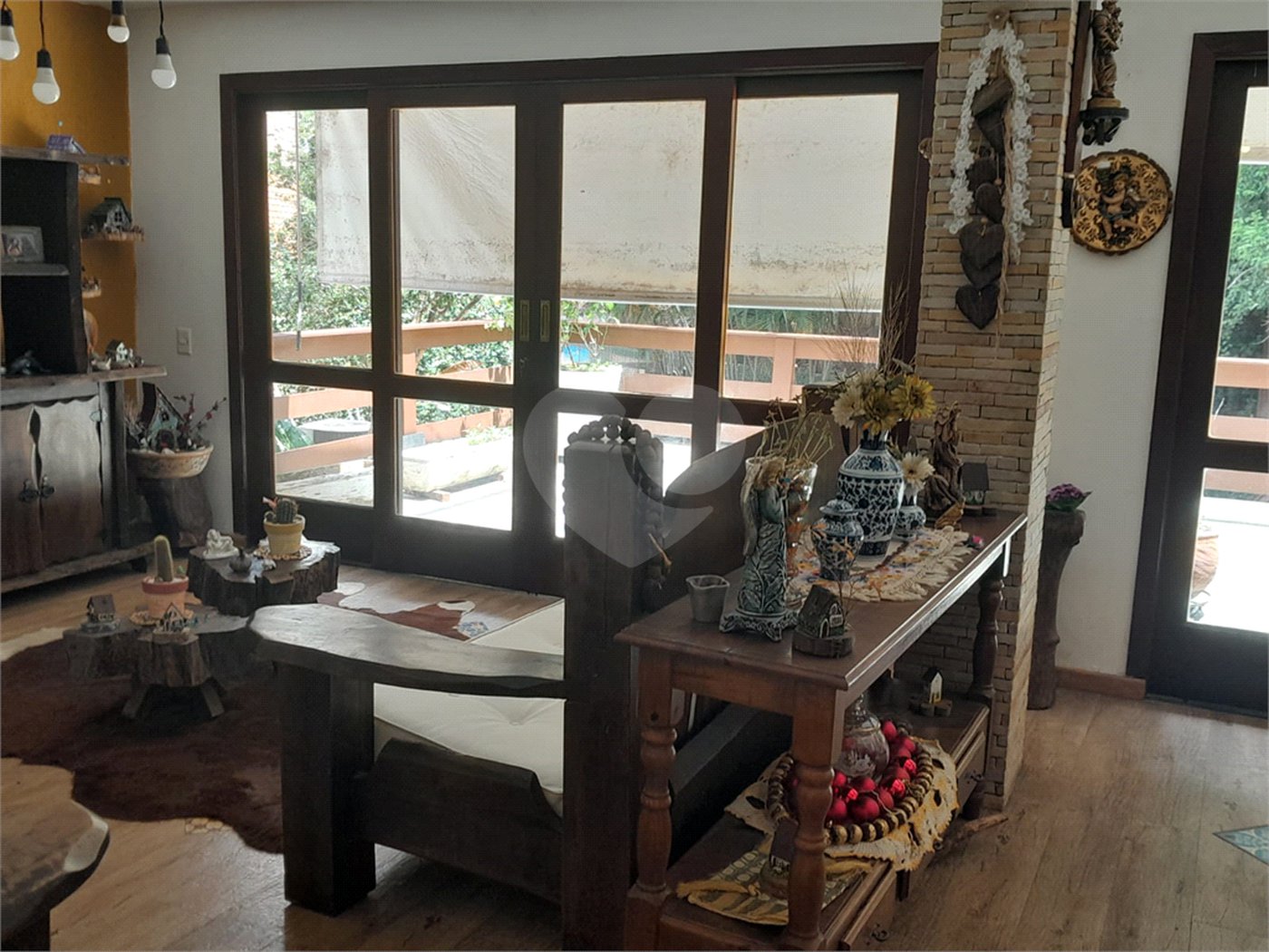 Sobrado à venda com 6 quartos, sendo 3 suítes, em Rolinópolis, São Paulo, SP
