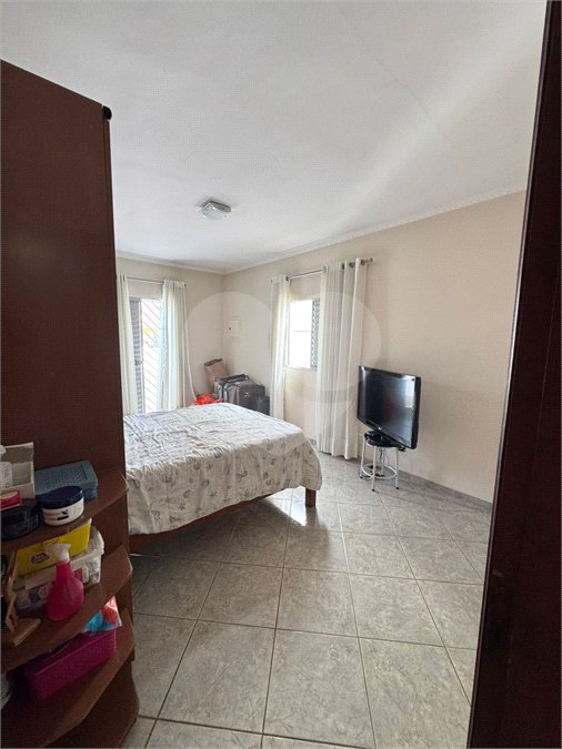 Casa à venda com 3 quartos, sendo 1 suíte, em Vila Constança, São Paulo, SP
