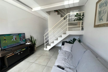 Casa à venda com 2 quartos, sendo 1 suíte, em Vila Barão, Sorocaba, SP