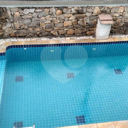 Sobrado à venda com 3 quartos, sendo 1 suíte,  em Retiro das Fontes, Atibaia, SP