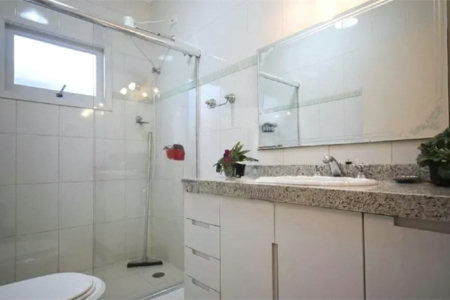 Casa à venda com 5 suítes em Jardim Londrina, São Paulo, SP