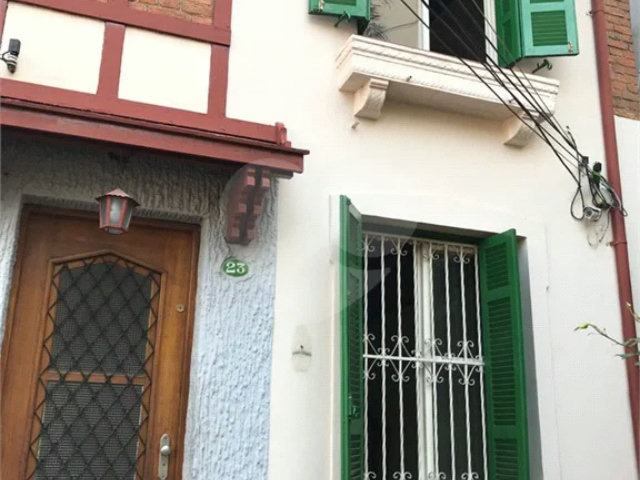 Casa de Vila à venda com 3 quartos, sendo 2 suítes,  em Santana, São Paulo, SP