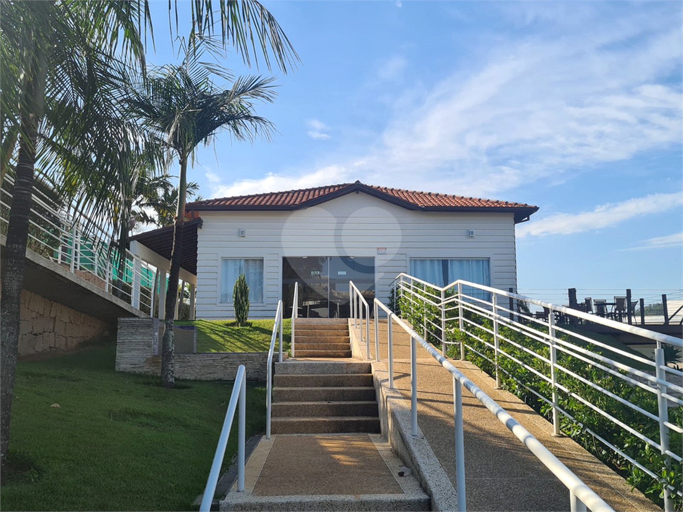 Casa à venda com 3 suítes no condomínio Reserva dos Vinhedos, Louveira - SP