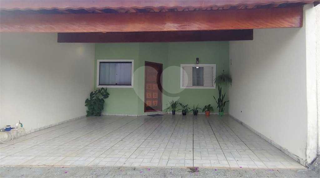 Casa à venda com 2 quartos, sendo 1 suíte, em Jardim Residencial das Dálias, Sorocaba, SP