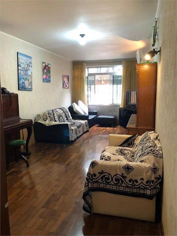 Sobrado à venda ou para alugar com 4 quartos, sendo 1 suíte, em Brooklin Paulista, São Paulo, SP