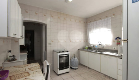 Sobrado à venda com 3 quartos em Vila Dom Pedro I, São Paulo, SP