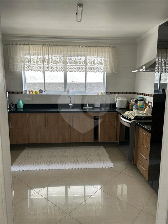 Casa à venda com 3 quartos, sendo 1 suíte,  em Vila Vitória, Mogi das Cruzes, SP