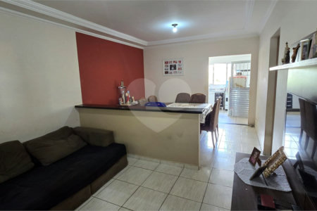 Casa à venda com 2 quartos, em Parque Dos Timburis, São Carlos, SP