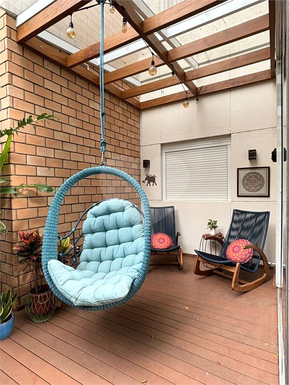 Apartamento Garden na Mooca de 322m² com 3 suítes e 5 vagas.