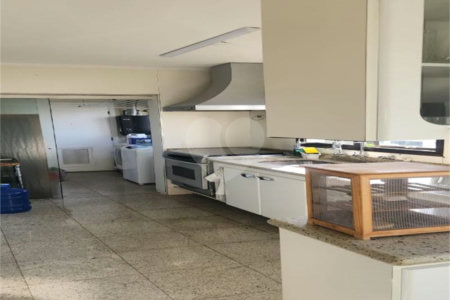 Apartamento à venda com 4 quartos, sendo 2 suítes,  em Indianópolis, São Paulo, SP