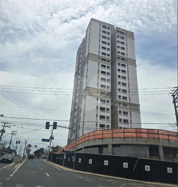 Apartamento à venda com 2 quartos, sendo 1 suíte,  em Jardim Santa Rosália, Sorocaba, SP