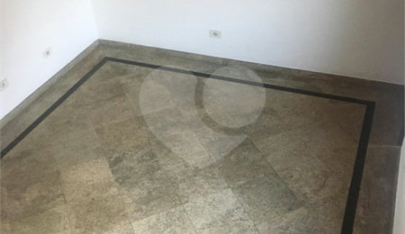 Casa à venda com 2 quartos, sendo 1 suíte, no condomínio Colibri, São Paulo - SP