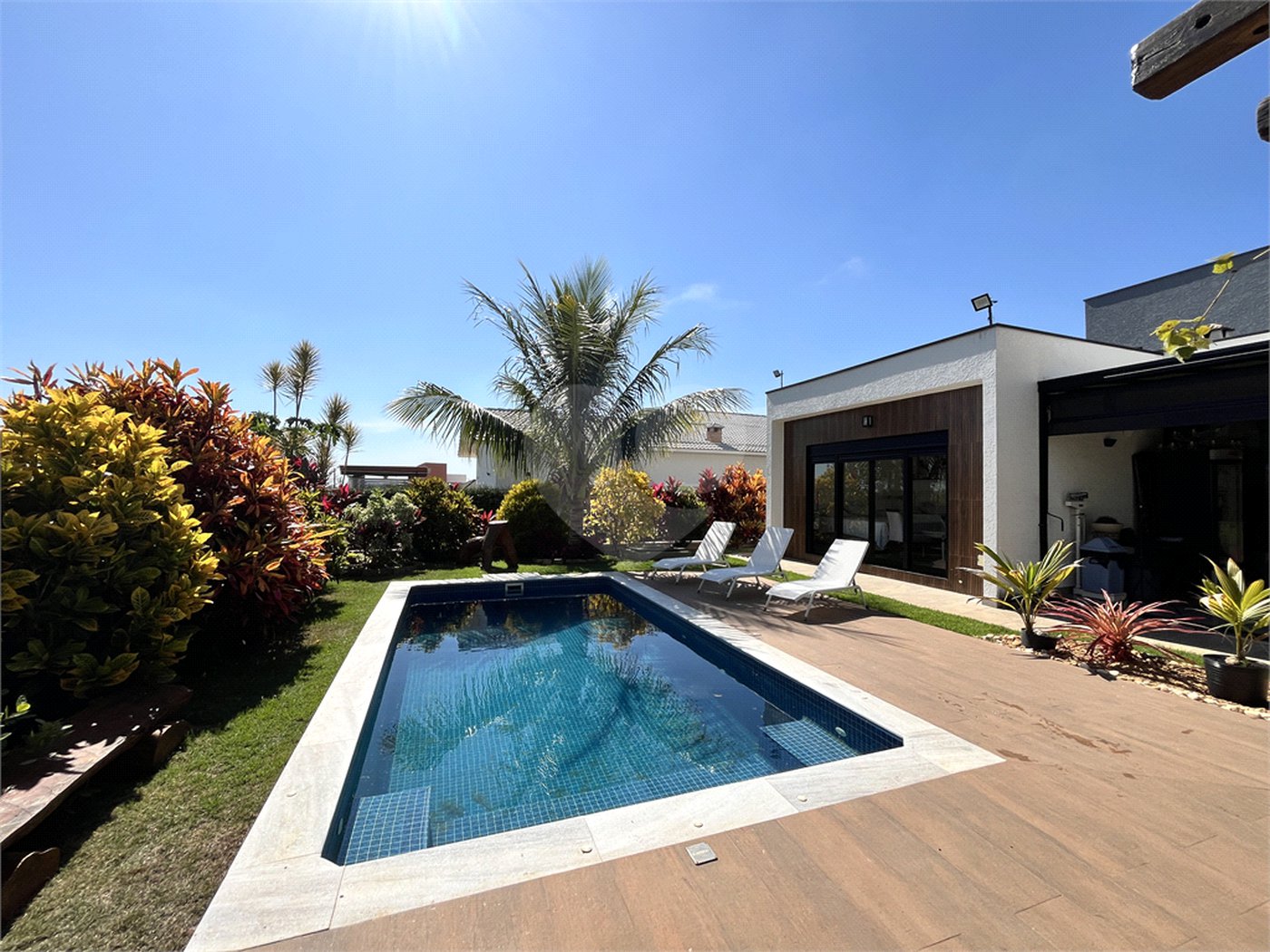 Casa à venda com 3 suítes no condomínio Village Ipanema 1, Araçoiaba da Serra - SP