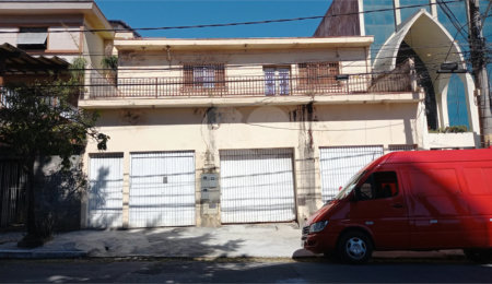 Terreno à venda com 8 quartos, sendo 2 suítes, em Santana, São Paulo, SP