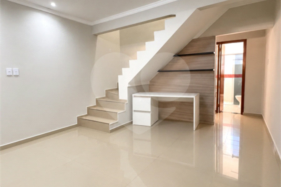 Sobrado à venda com 2 quartos, sendo 1 suíte,  em Vila Mazzei, São Paulo, SP