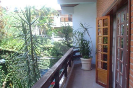 Sobrado à venda com 4 quartos, sendo 3 suítes, em Jardim São Bento, São Paulo, SP