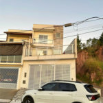 Casa à venda com 3 suítes no condomínio Residencial Rubi, Mogi das Cruzes - SP