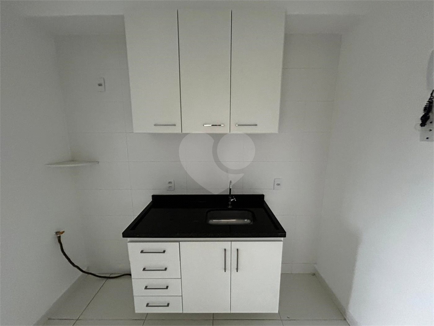 Apartamento à venda com 2 quartos, sendo 1 suíte,  em Vila Aparecida, Itapetininga, SP