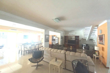 Casa à venda em Condomínio fechado em São Carlos Parque Faber 1