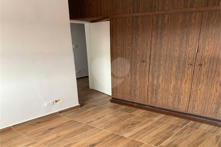 Sobrado à venda com 3 quartos em Brooklin, São Paulo, SP