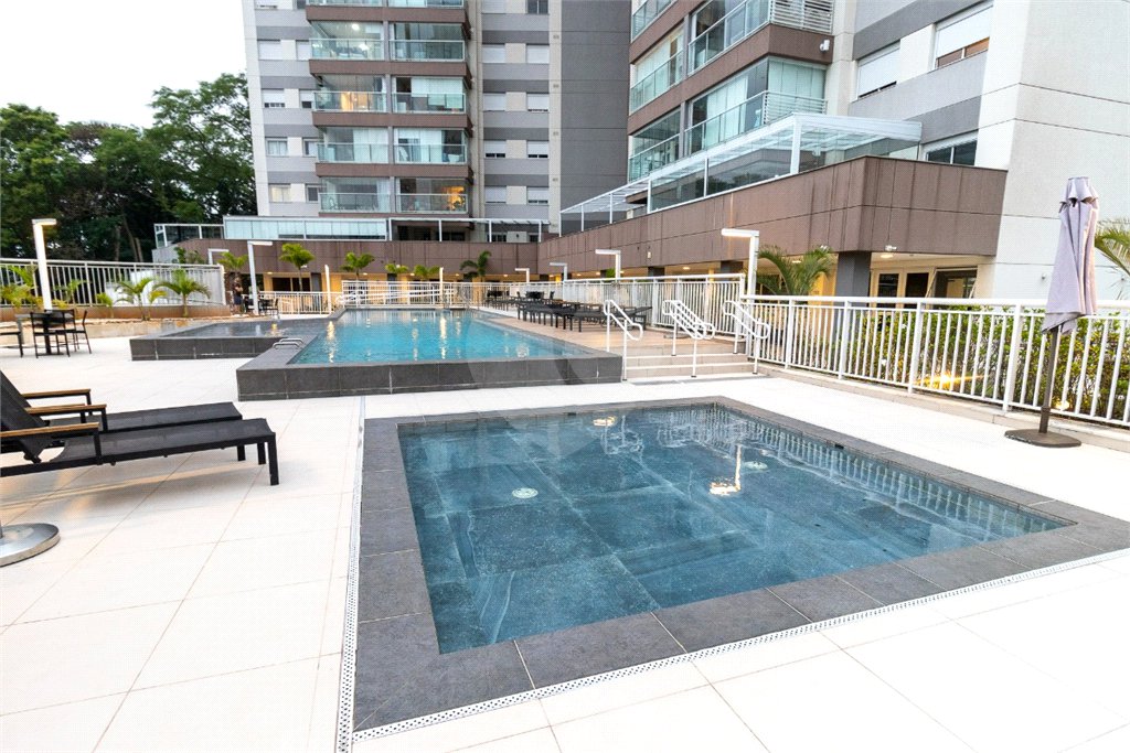 Apartamento à venda com 2 quartos, sendo 1 suíte, em Jardim Prudência, São Paulo, SP