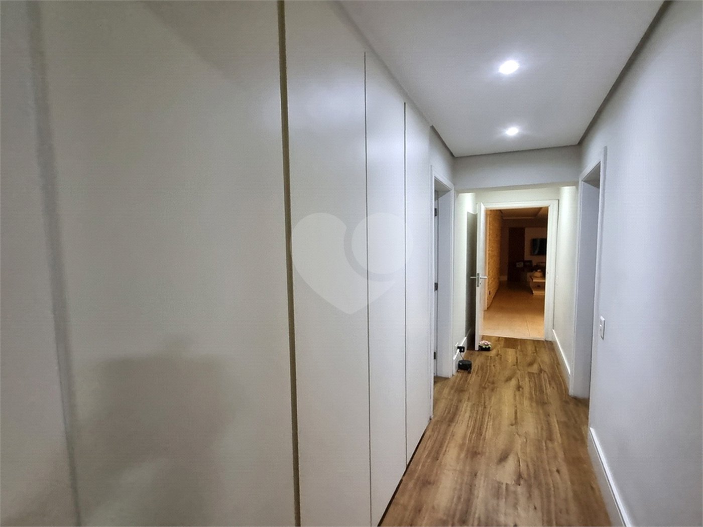 Apartamento à venda com 3 suítes em Santana, São Paulo, SP
