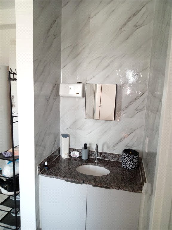 Apartamento à venda com 2 quartos em Pari, São Paulo, SP