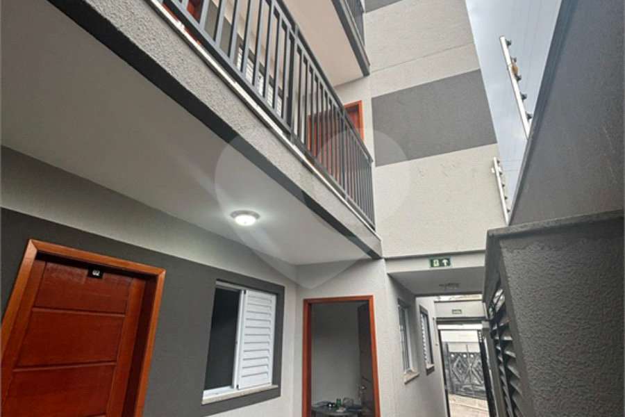 Casa à venda com 2 quartos, sendo 1 suíte, no condomínio Maracujas, São Paulo - SP