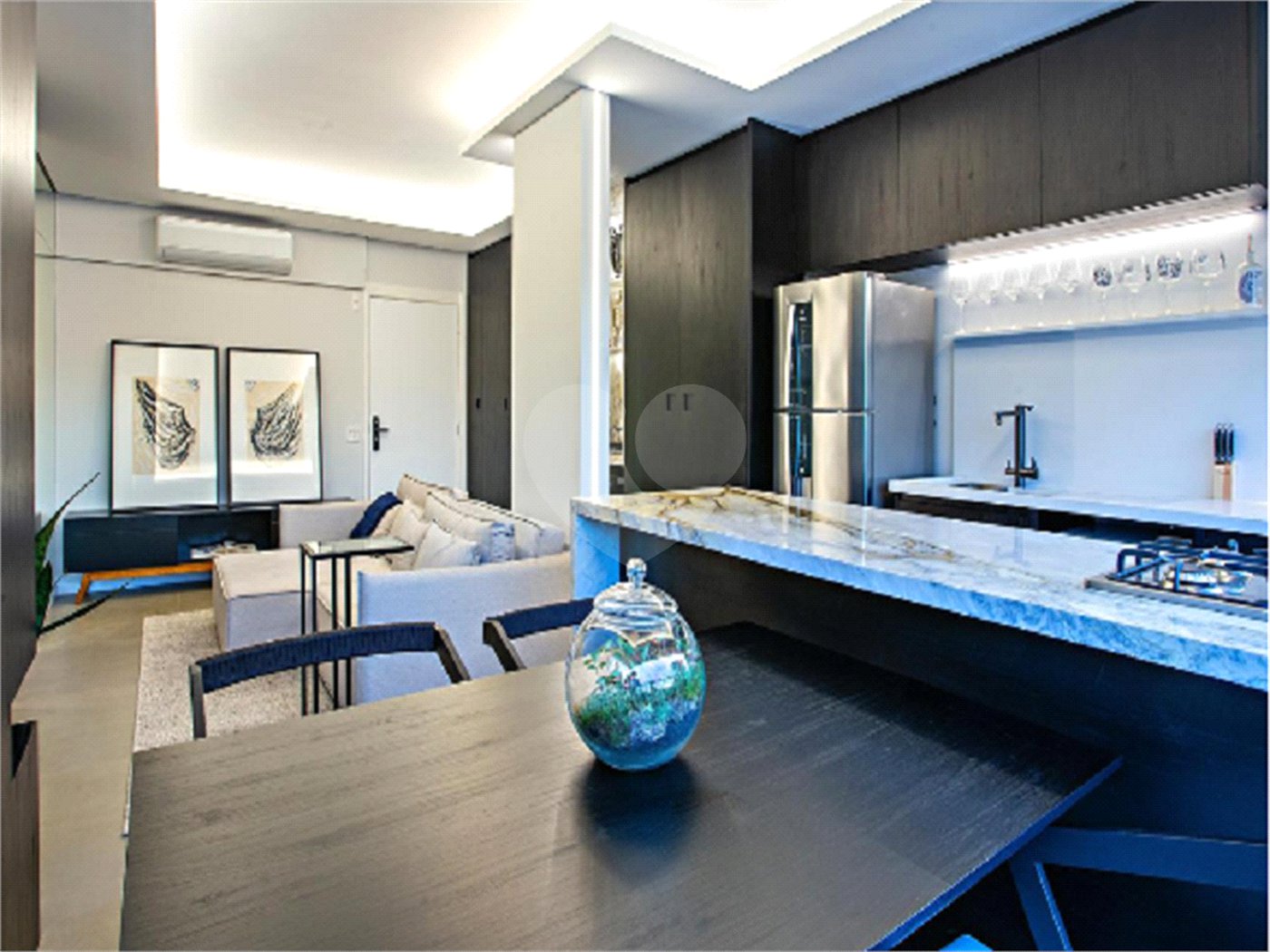 Apartamento à venda com 2 quartos, sendo 1 suíte,  em Indianópolis, São Paulo, SP