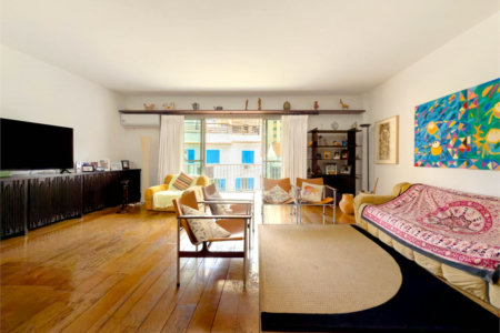 Apartamento à venda com 3 quartos, sendo 1 suíte,  em Lagoa, Rio de Janeiro, RJ