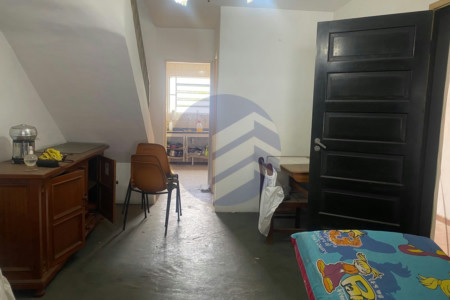 Casa à venda com 2 quartos em Jardim Alvorada, oportunidade para investidor
