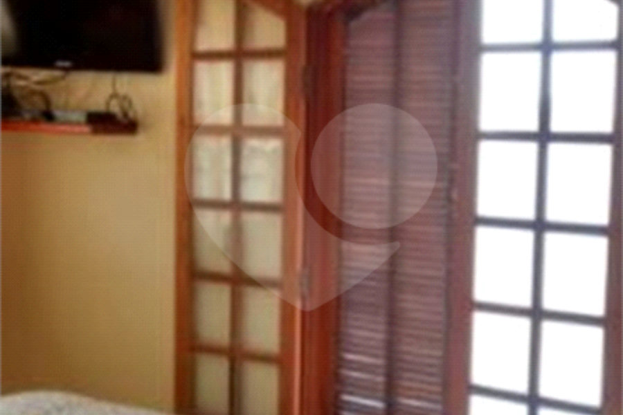 Sobrado à venda com 3 quartos, sendo 1 suíte, em Horto, São Paulo, SP