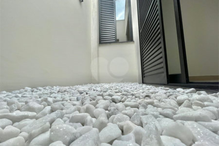 Casa de Vila à venda com 3 quartos, sendo 1 suíte, em Vila São Caetano, Sorocaba, SP
