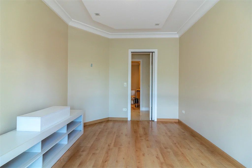 Apartamento à venda com 4 quartos, sendo 3 suítes, em Brooklin Paulista, São Paulo, SP