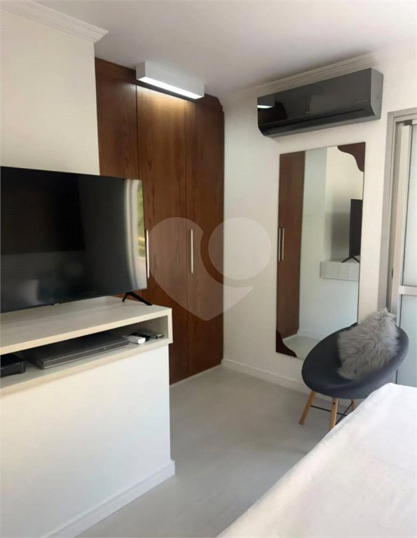 Casa à venda com 3 quartos, sendo 1 suíte, no condomínio Villas de São Francisco, São Paulo - SP