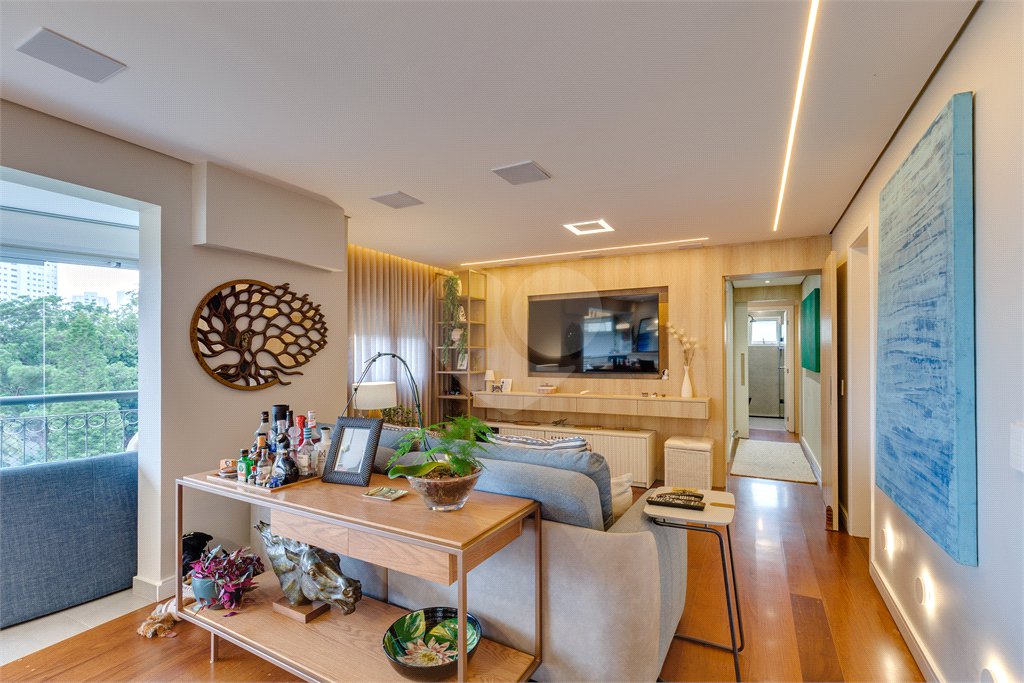 Apartamento à venda com 3 quartos, sendo 2 suítes, em Jardim Marajoara, São Paulo, SP