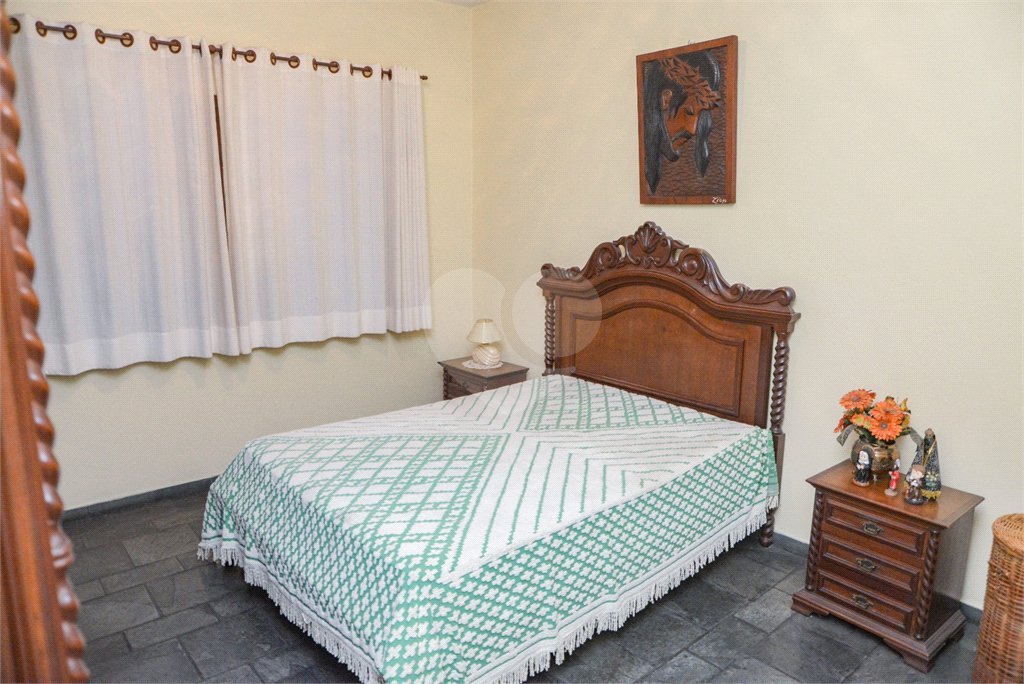 Casa à venda com 2 quartos, sendo 1 suíte, no Centro, Salto, SP