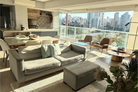 Apartamento à venda com 3 quartos, sendo 1 suíte, em Vila Firmiano Pinto, São Paulo, SP