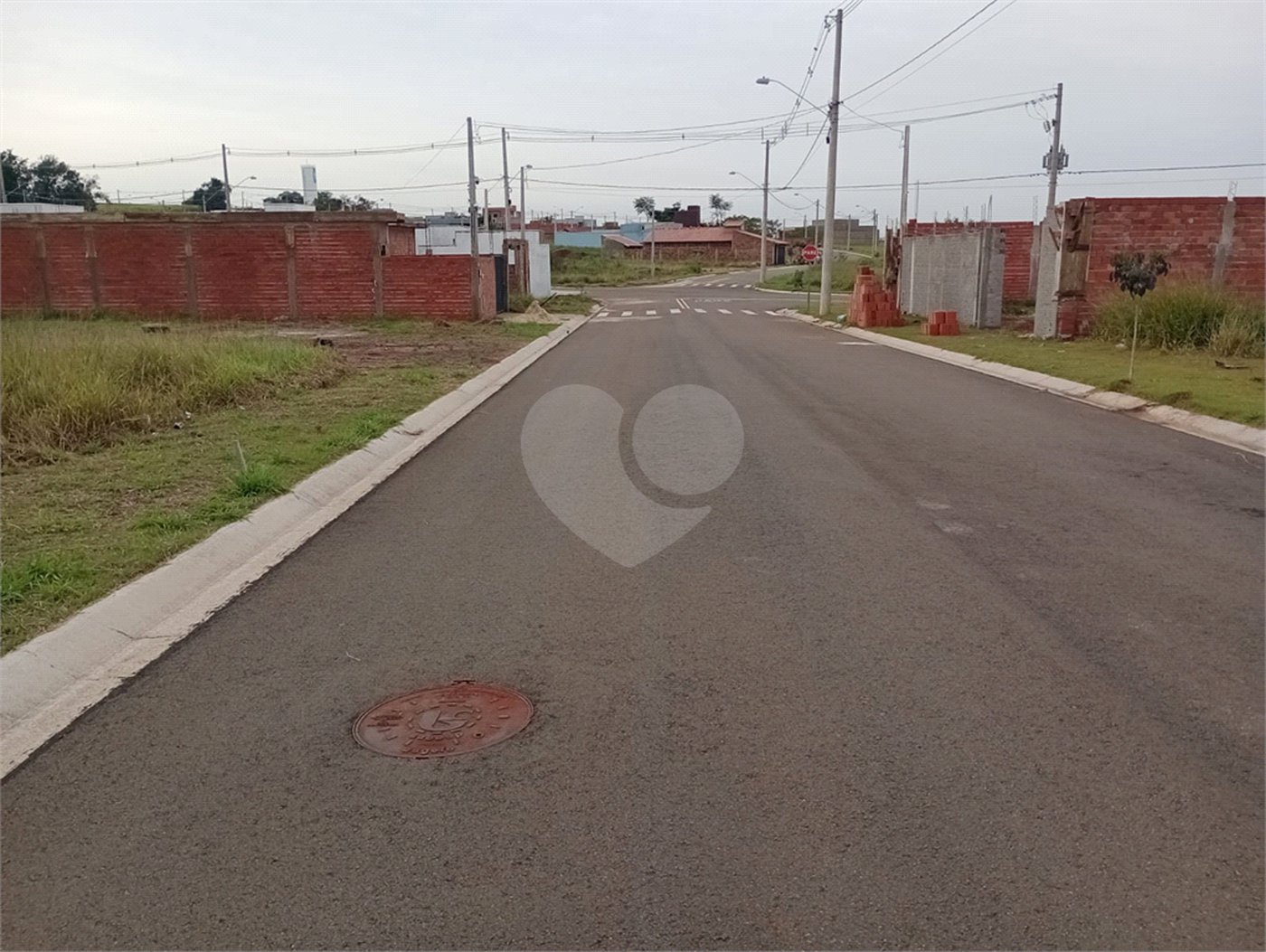 Terreno à venda com 2 quartos em Parque Itapê, Itapetininga, SP